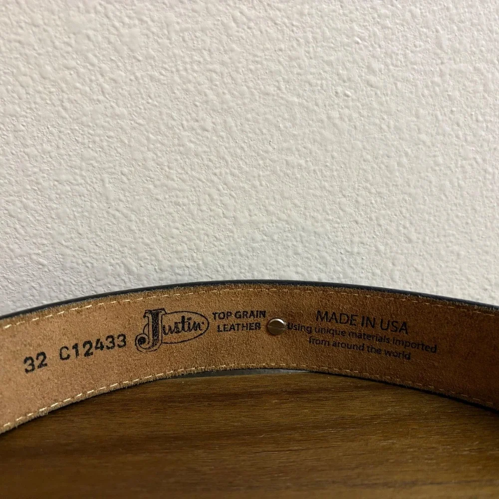 Justin Belt 32 Men Black Leather Basketweave Western Concho Silver Buckle USA